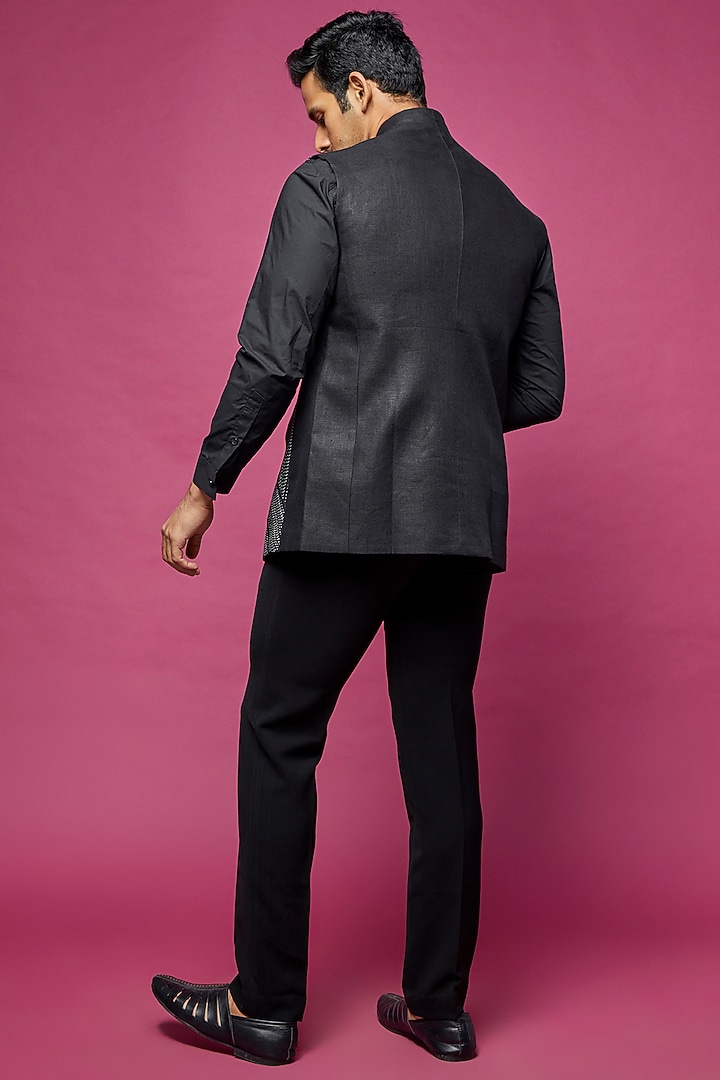 Black Matka Kantha Embroidered Waistcoat by Rohit Gandhi & Rahul Khanna Men at Pernia's Pop Up Shop