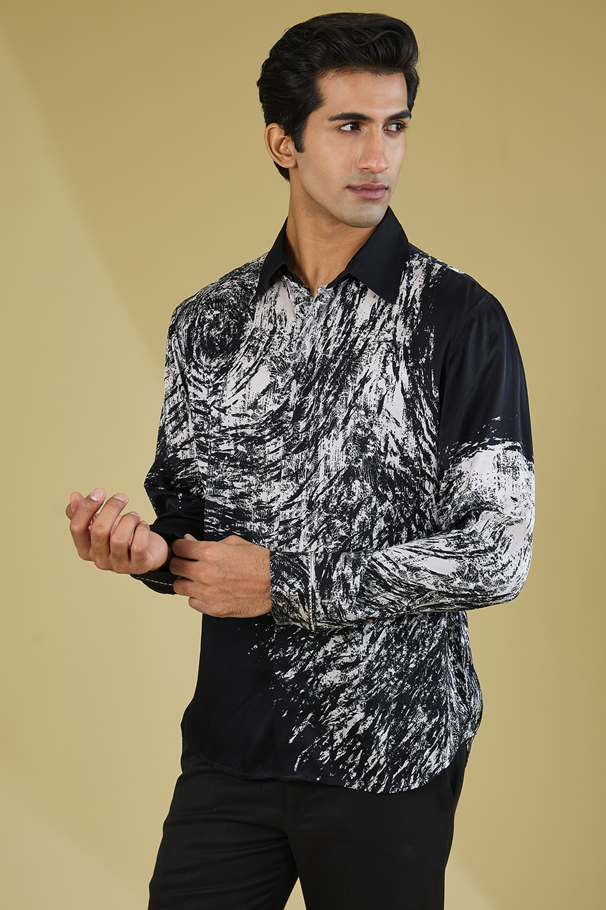 Black & White Silk Printed Shirt by Rohit Gandhi & Rahul Khanna Men