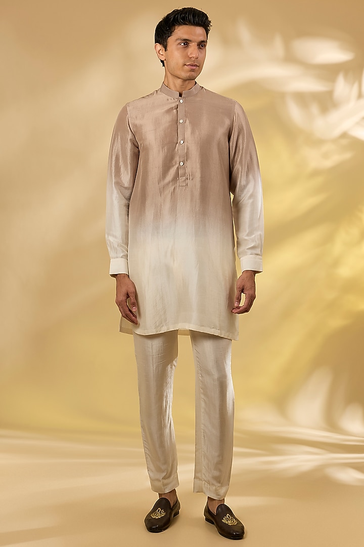 Granati Shell Raw Silk Hand Embellished Bundi Set by Rohit Gandhi & Rahul Khanna Men at Pernia's Pop Up Shop