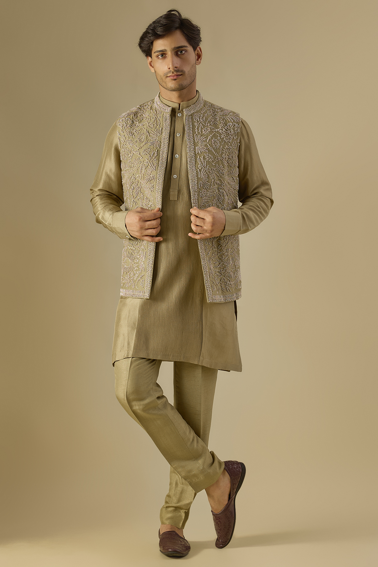 Leaf Green Silk Embroidered Bundi Jacket Set by Rohit Gandhi & Rahul Khanna Men