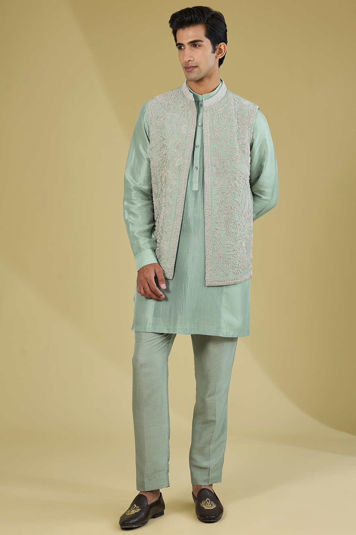 Lily Green Dupion Silk Embroidered Nehru Jacket Set by Rohit Gandhi & Rahul Khanna Men at Pernia's Pop Up Shop