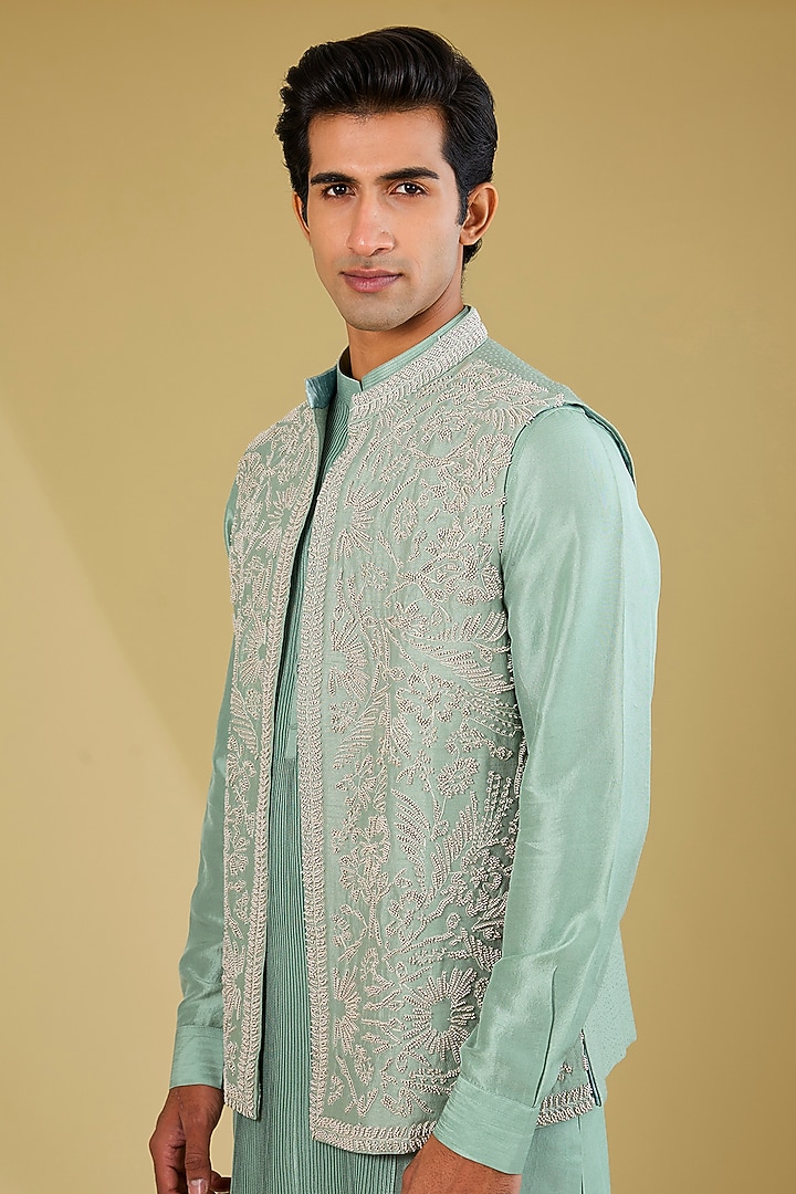 Lily Green Dupion Silk Embroidered Nehru Jacket Set by Rohit Gandhi & Rahul Khanna Men at Pernia's Pop Up Shop