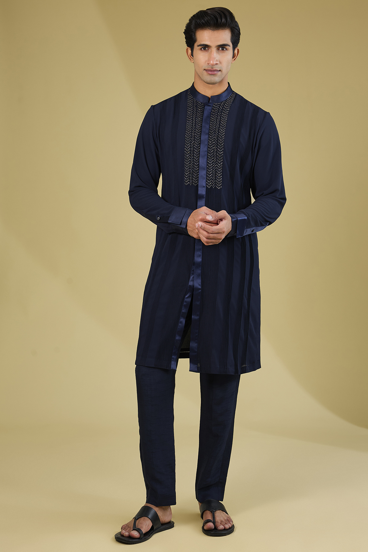 Navy Blue Silk Pintuck Structured Kurta Set by Rohit Gandhi & Rahul Khanna Men at Pernia's Pop Up Shop
