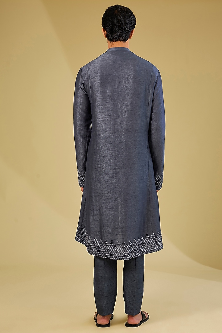 Steel Grey Silk Structured Kurta Set by Rohit Gandhi & Rahul Khanna Men at Pernia's Pop Up Shop