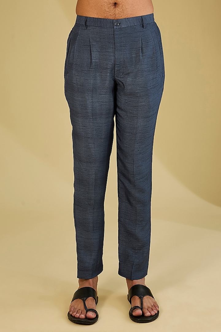Steel Grey Silk Structured Kurta Set by Rohit Gandhi & Rahul Khanna Men at Pernia's Pop Up Shop