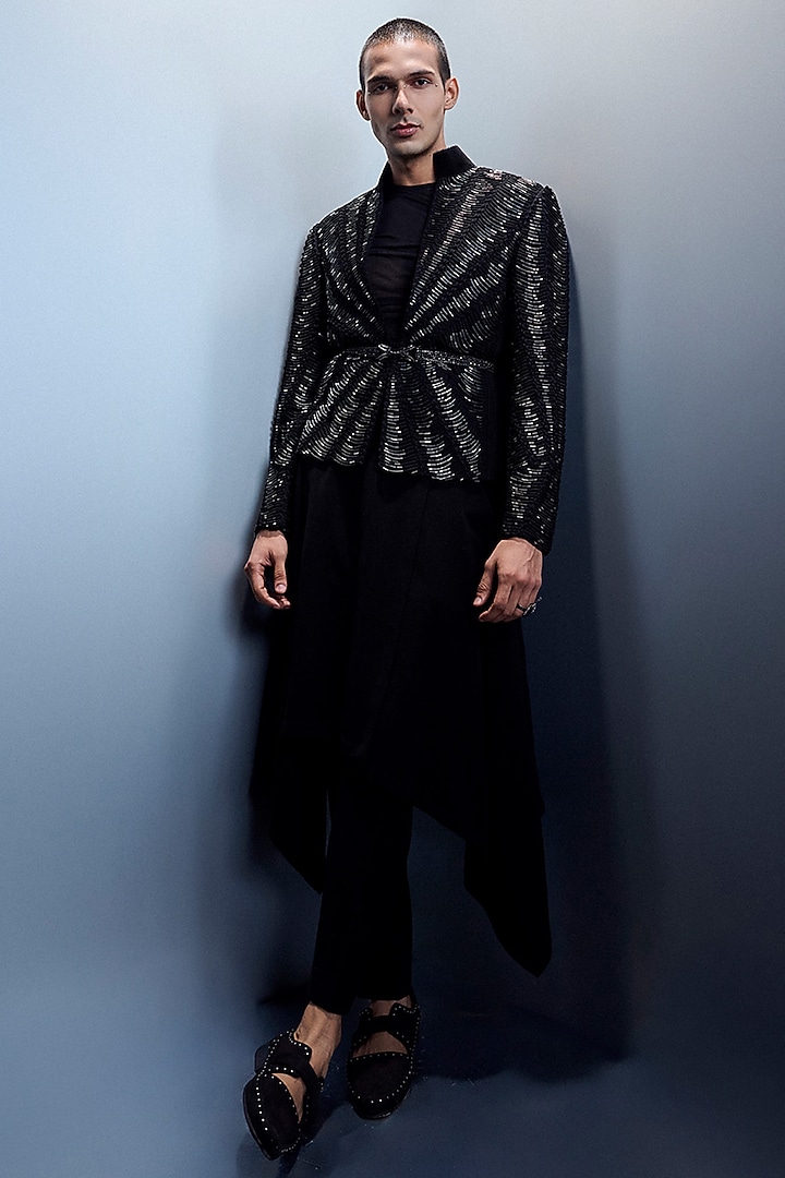 Black Matka Silk Hand-Textured Jacket Set by Rohit Gandhi & Rahul Khanna Men at Pernia's Pop Up Shop