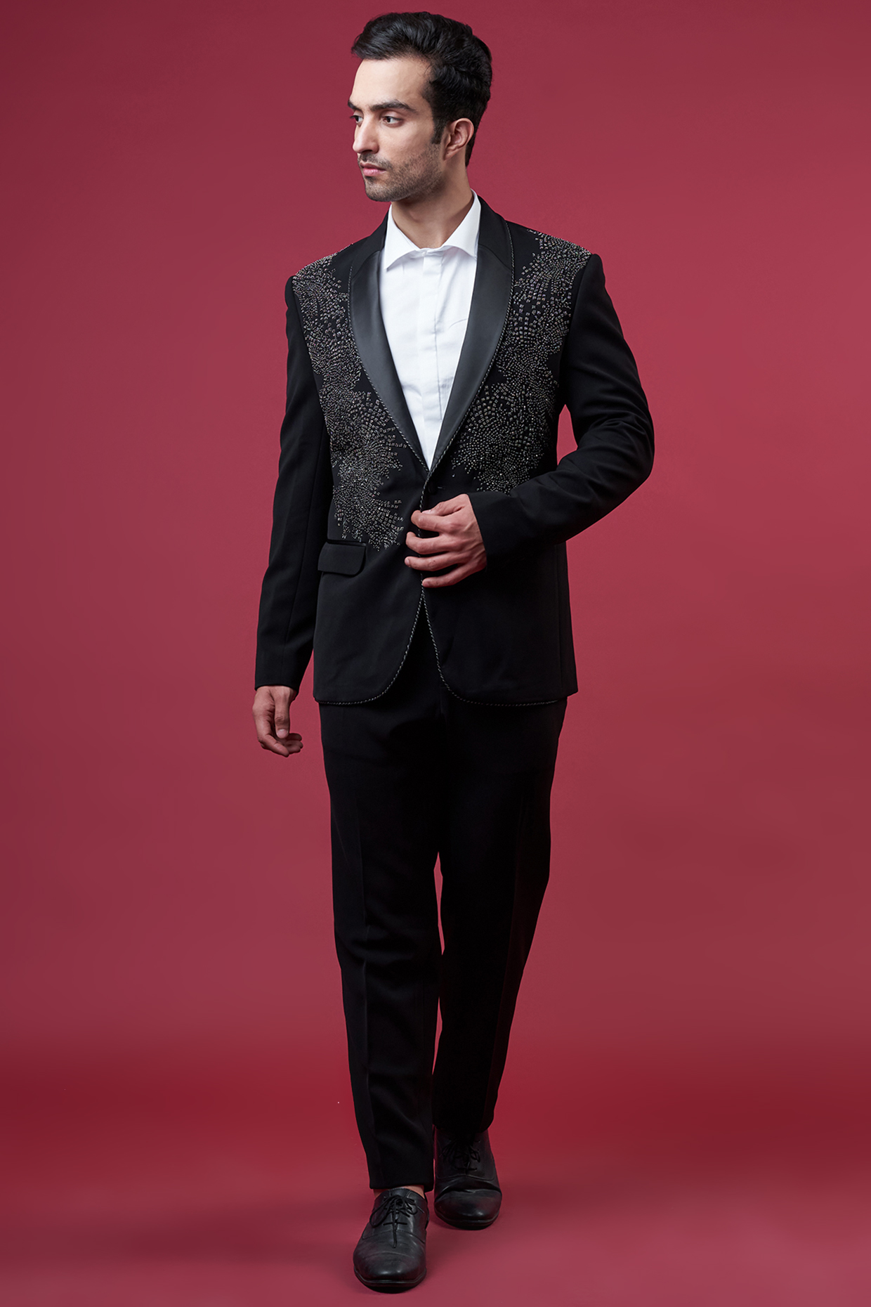 Black Crepe Embroidered Tuxedo Set by Rohit Gandhi & Rahul Khanna Men at Pernia's Pop Up Shop