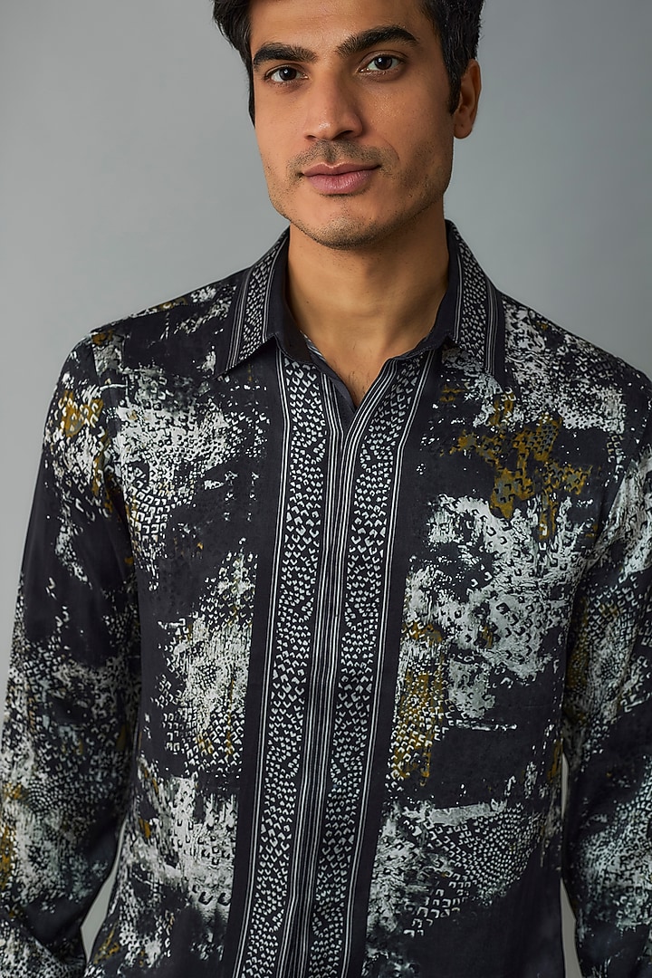 Black Silk Crepe Printed Wedding Shirt by Rohit Gandhi & Rahul Khanna Men at Pernia's Pop Up Shop