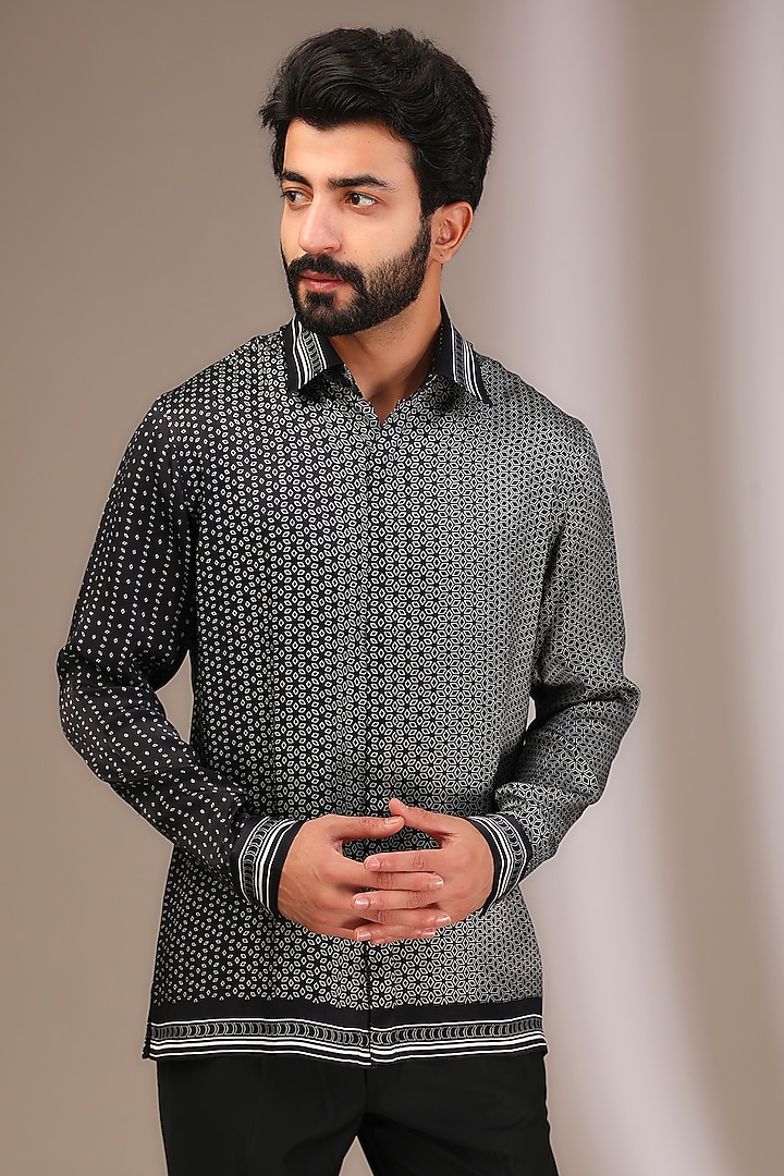 Black Cotton Supernova  sagar Wedding Shirt by Rohit Gandhi & Rahul Khanna Men at Pernia's Pop Up Shop