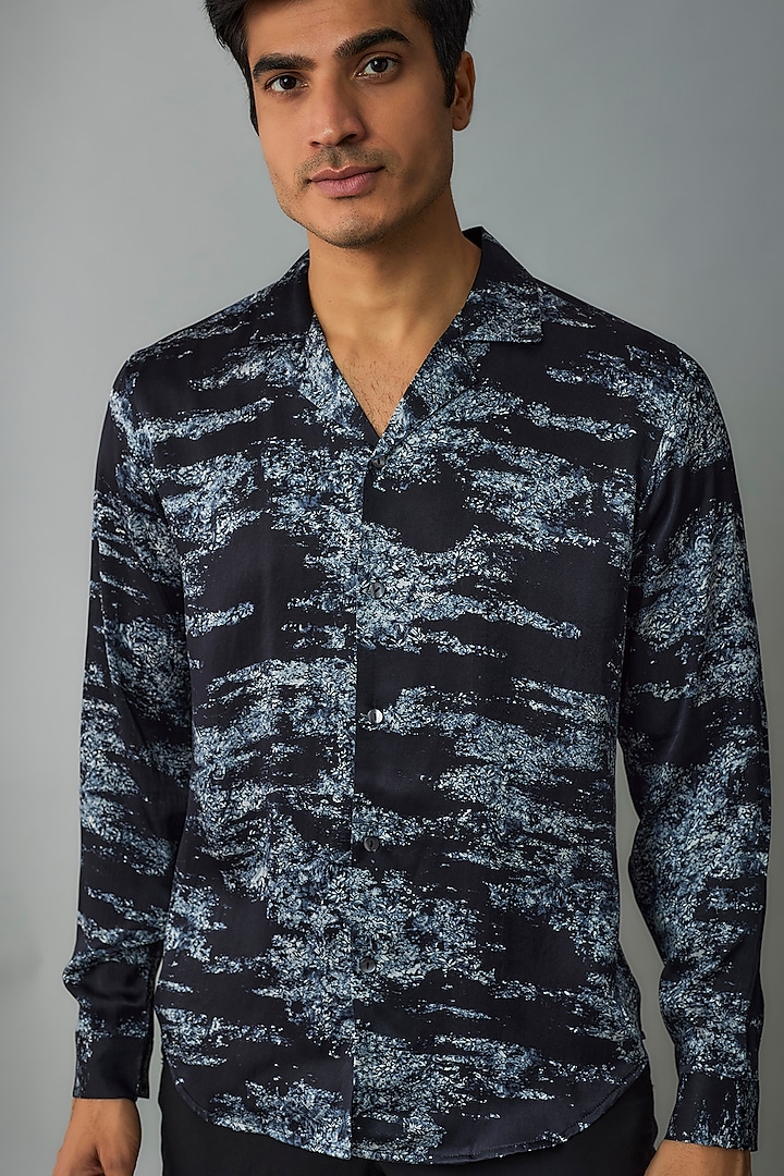 Blue Silk Crepe Printed Wedding Shirt by Rohit Gandhi & Rahul Khanna Men at Pernia's Pop Up Shop