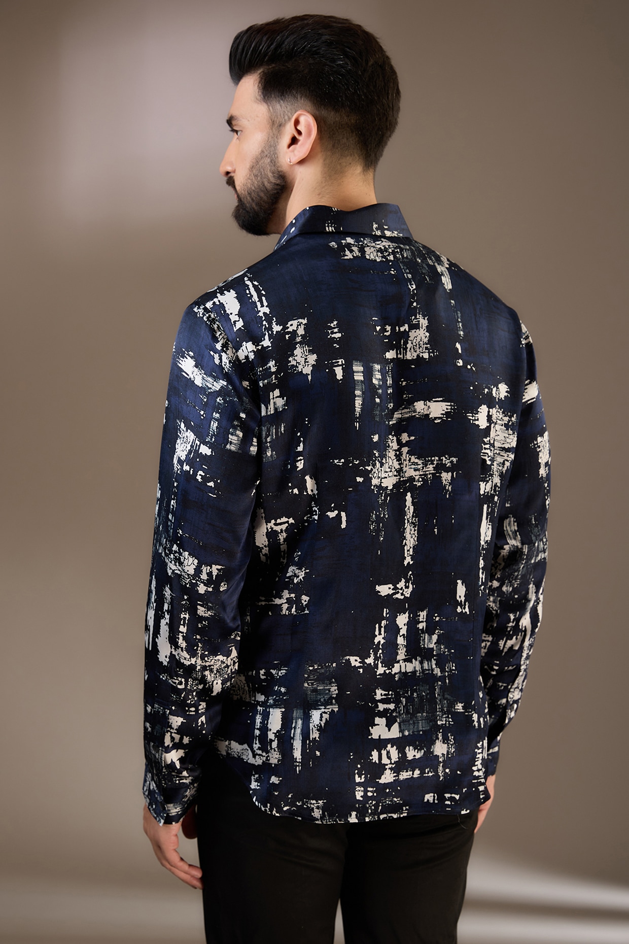 ROHT GANDHI-RAHUL KHANNA シルク　ネイビーのチュニック Women_Tops – Rohit Gandhi & Rahul Khanna