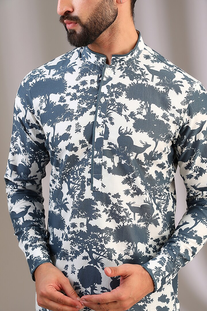 Multi-Colored Gusted Cotton Motif Printed Kurta by Rohit Gandhi & Rahul Khanna Men at Pernia's Pop Up Shop