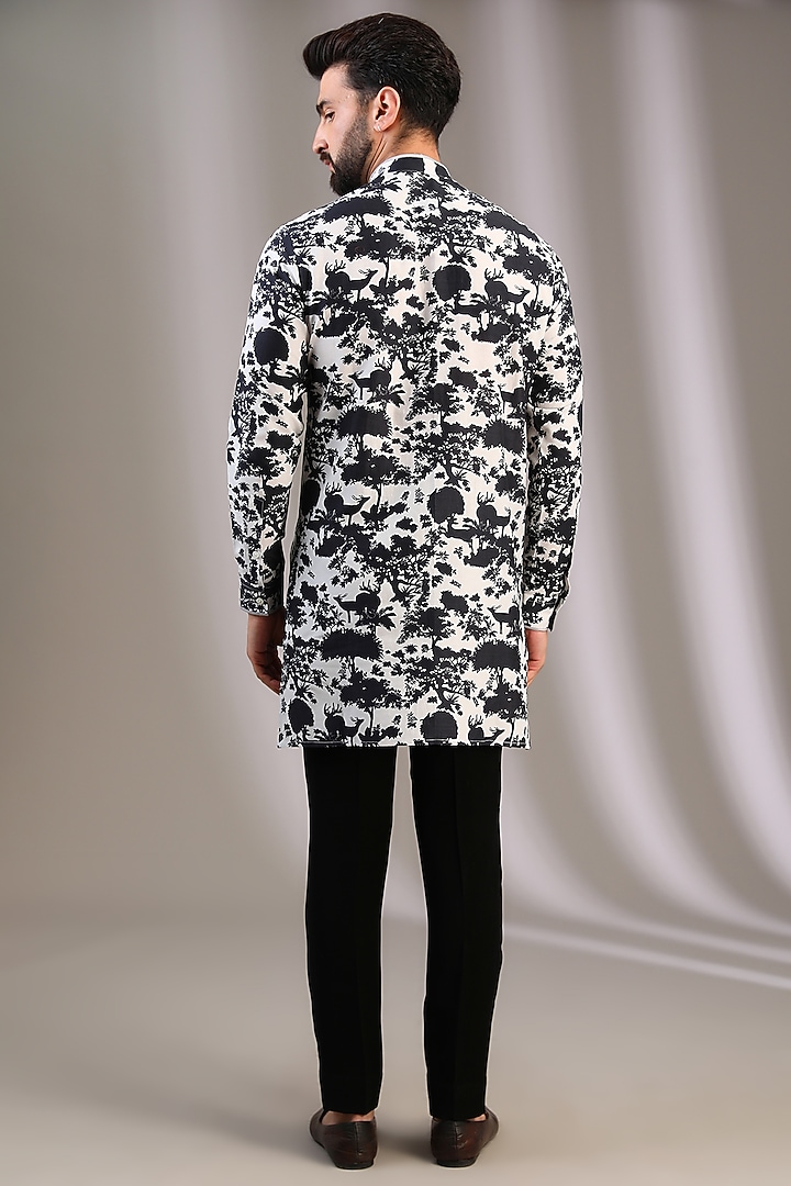 Black Gusted Cotton Motif Printed Kurta by Rohit Gandhi & Rahul Khanna Men at Pernia's Pop Up Shop