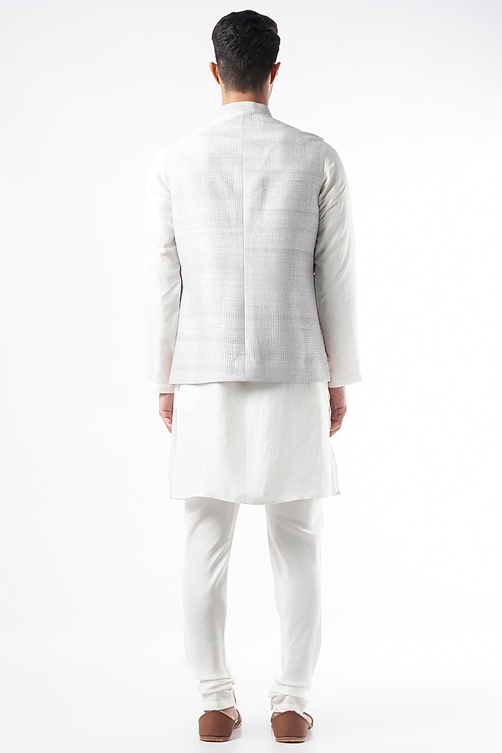 Artic Blue Raw Silk Thread Embroidered Bundi Jacket by Rohit Gandhi & Rahul Khanna Men at Pernia's Pop Up Shop