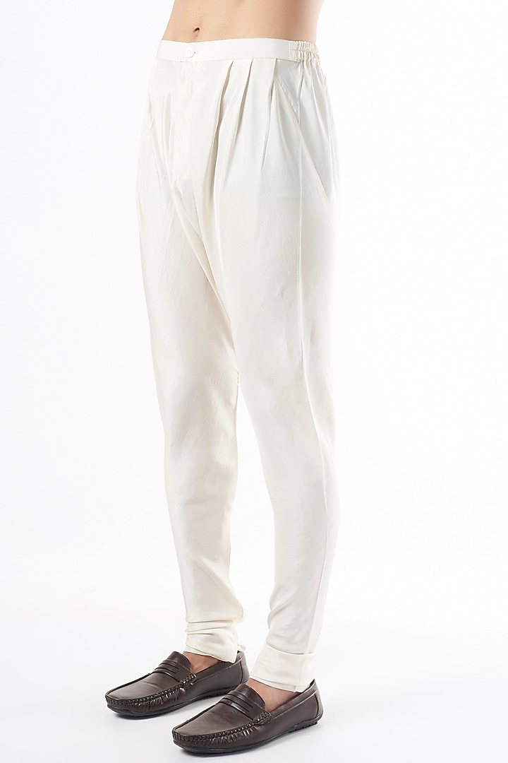 Beige Embroidered Groom Sherwani Set by Rohit Gandhi & Rahul Khanna Men at Pernia's Pop Up Shop