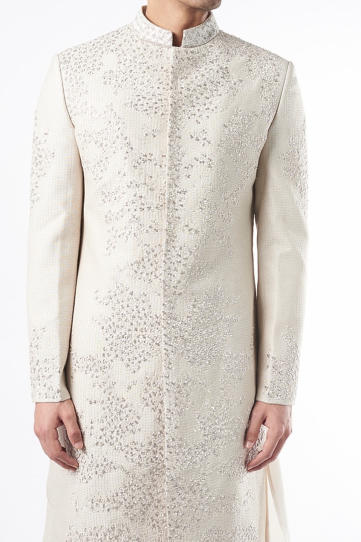 Beige Embroidered Groom Sherwani Set by Rohit Gandhi & Rahul Khanna Men at Pernia's Pop Up Shop