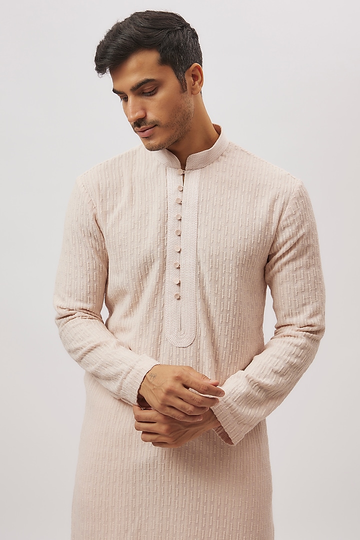 Beige Chikankari Machine Embroidered Kurta Set by Rohit Gandhi & Rahul Khanna Men at Pernia's Pop Up Shop