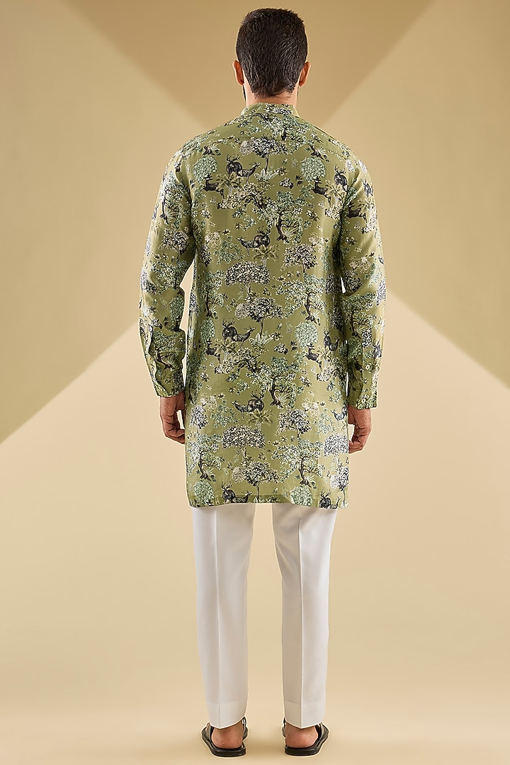 Ash Green Gusseted Cotton Printed Kurta by Rohit Gandhi & Rahul Khanna Men at Pernia's Pop Up Shop