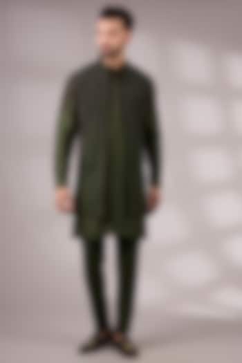 Green Silk Bundi Jacket Set by Rohit Gandhi & Rahul Khanna Men at Pernia's Pop Up Shop