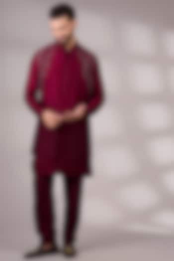 Crimson Red Silk Bundi Jacket Set by Rohit Gandhi & Rahul Khanna Men at Pernia's Pop Up Shop