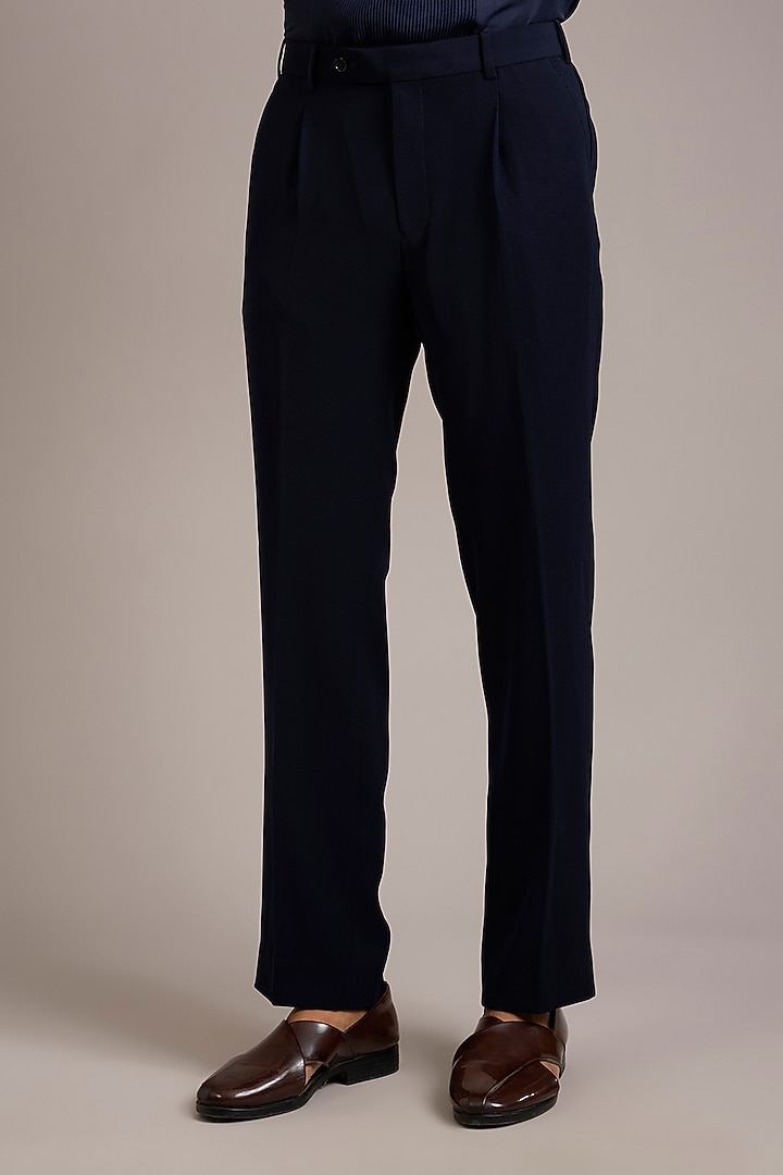 Navy Velvet Embroidered Groom Indowestern Set by Rohit Gandhi & Rahul Khanna Men at Pernia's Pop Up Shop