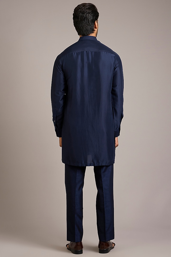 Navy Velvet Embroidered Groom Indowestern Set by Rohit Gandhi & Rahul Khanna Men at Pernia's Pop Up Shop
