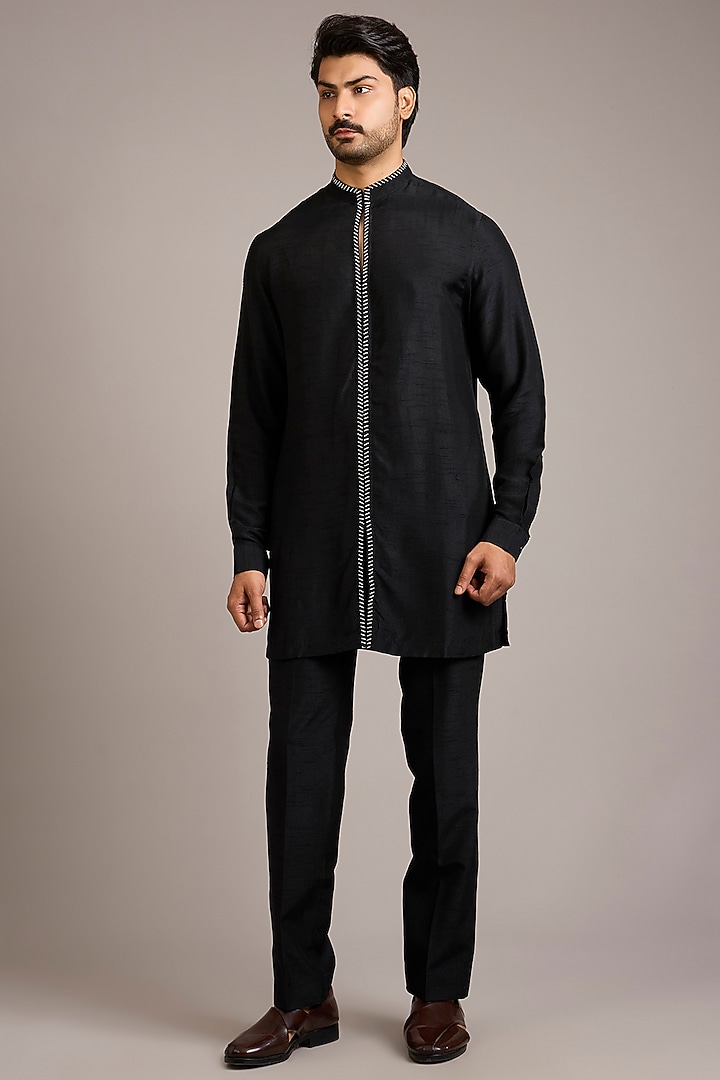 Black Velvet Embroidered Groom Indowestern Set by Rohit Gandhi & Rahul Khanna Men at Pernia's Pop Up Shop