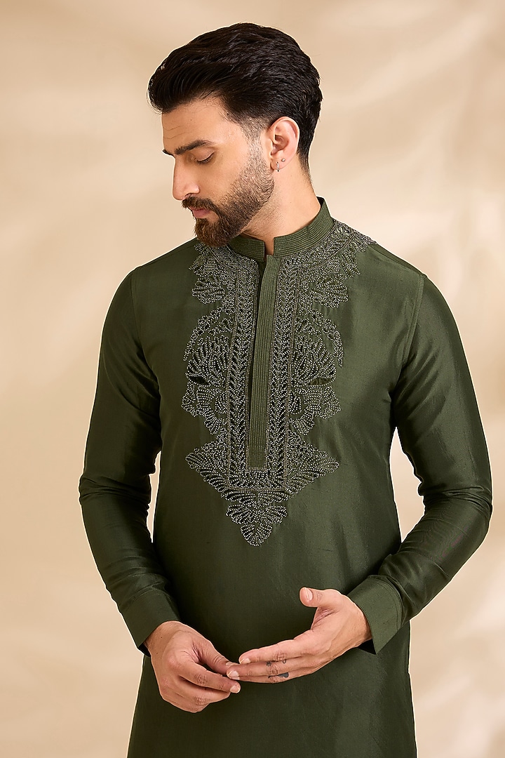 Sap Green Silk Kurta Set by Rohit Gandhi & Rahul Khanna Men at Pernia's Pop Up Shop