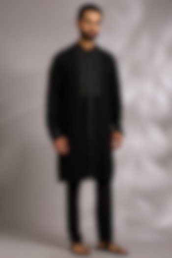 Black Silk Kurta Set by Rohit Gandhi & Rahul Khanna Men at Pernia's Pop Up Shop