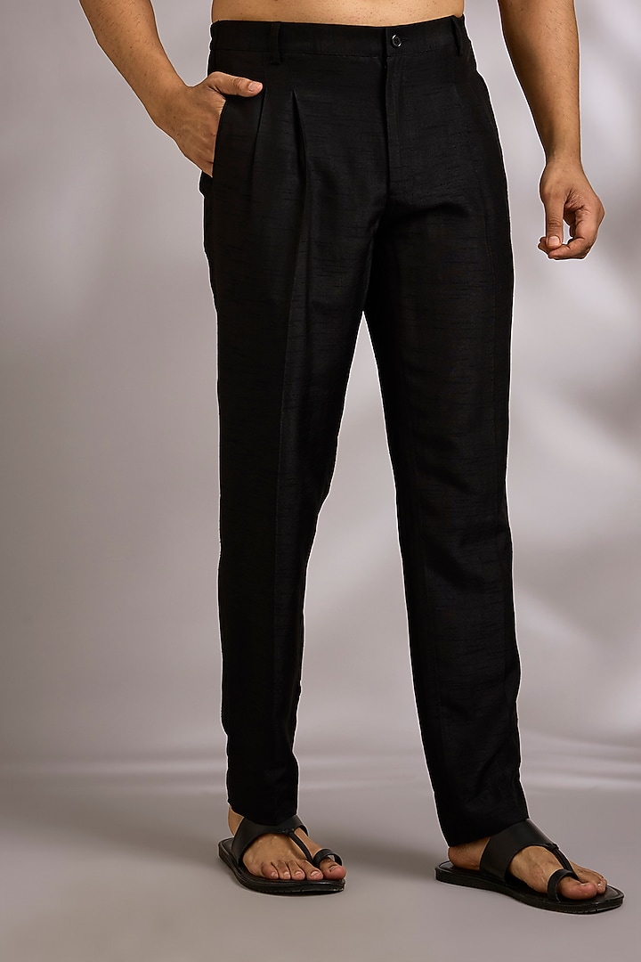 Black Silk Kurta Set by Rohit Gandhi & Rahul Khanna Men at Pernia's Pop Up Shop