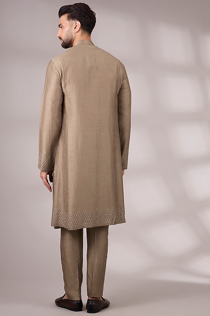 Antique Gold Silk Kurta Set by Rohit Gandhi & Rahul Khanna Men at Pernia's Pop Up Shop
