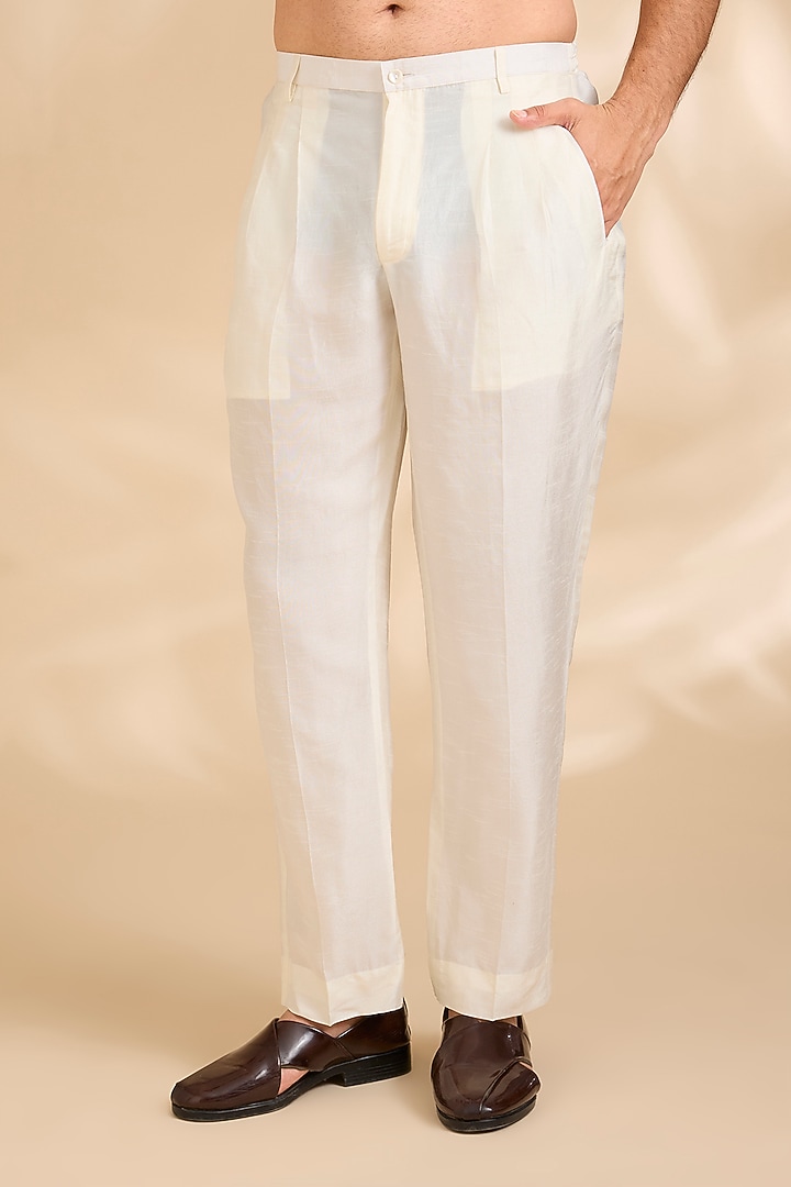Mustard-White Silk Kurta Set by Rohit Gandhi & Rahul Khanna Men at Pernia's Pop Up Shop