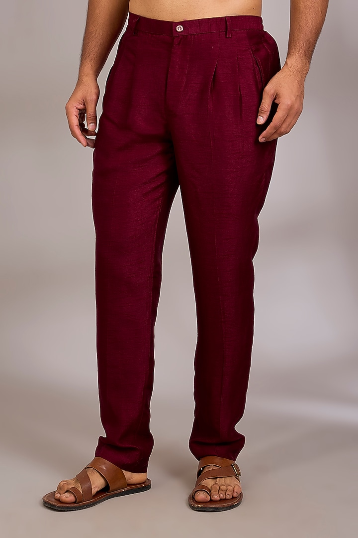Deep Crimson Silk Kurta Set by Rohit Gandhi & Rahul Khanna Men at Pernia's Pop Up Shop