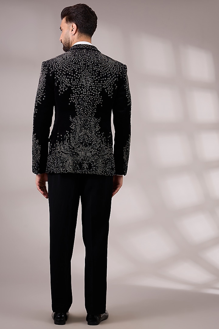 Black Velvet Tuxedo Set by Rohit Gandhi & Rahul Khanna Men at Pernia's Pop Up Shop