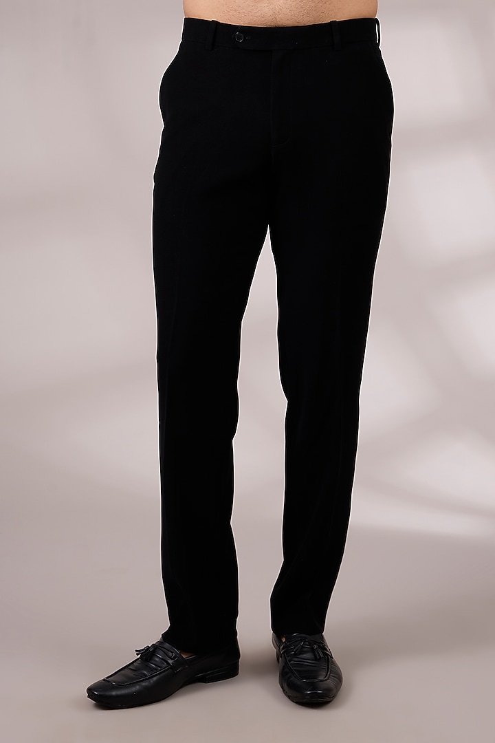 Black Velvet Tuxedo Set by Rohit Gandhi & Rahul Khanna Men at Pernia's Pop Up Shop