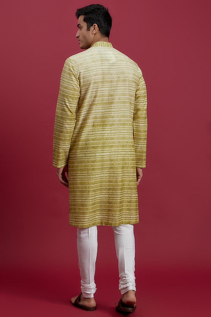 Green Cotton Printed & Embroidered Kurta Set by Rohit Gandhi & Rahul Khanna Men at Pernia's Pop Up Shop