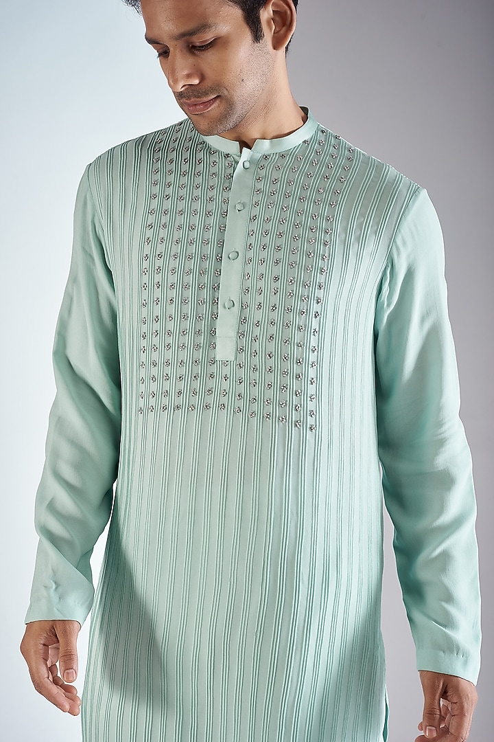 Leaf Green Georgette Embroidered Kurta by Rohit Gandhi & Rahul Khanna Men at Pernia's Pop Up Shop