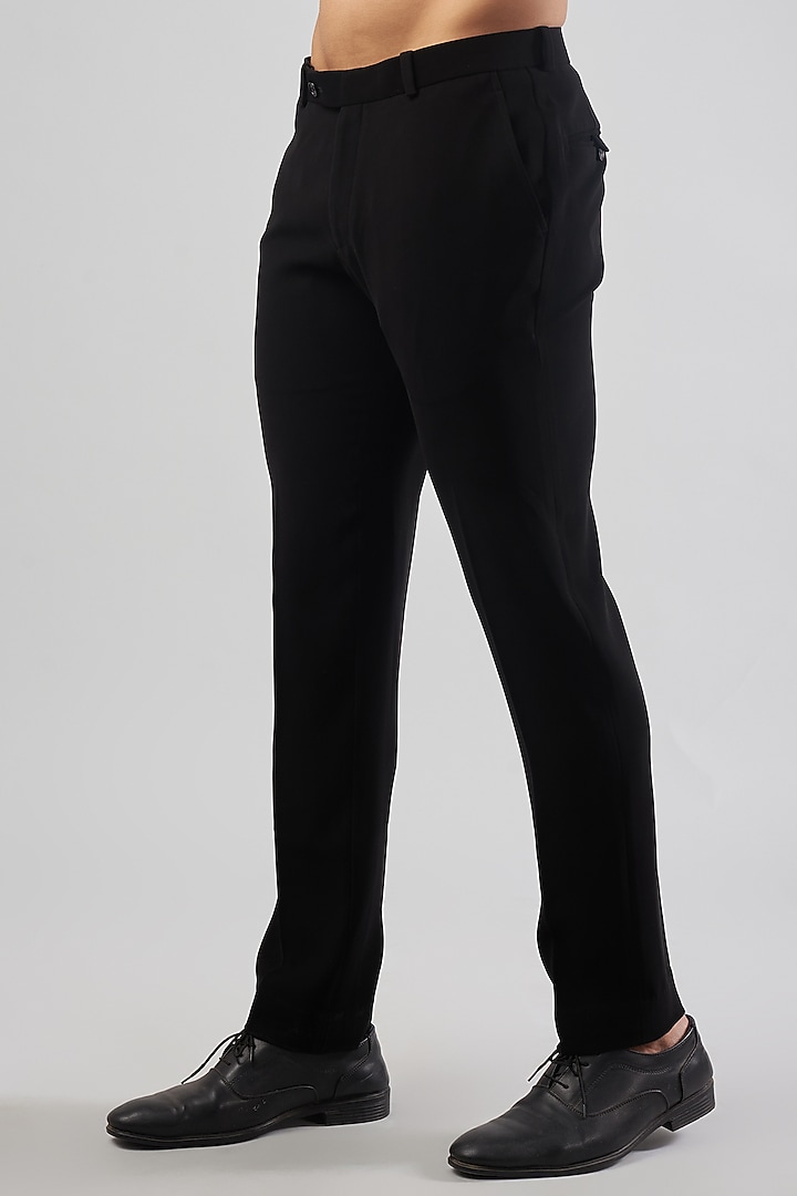 Black Crepe Embroidered Tuxedo Jacket Set by Rohit Gandhi & Rahul Khanna Men at Pernia's Pop Up Shop