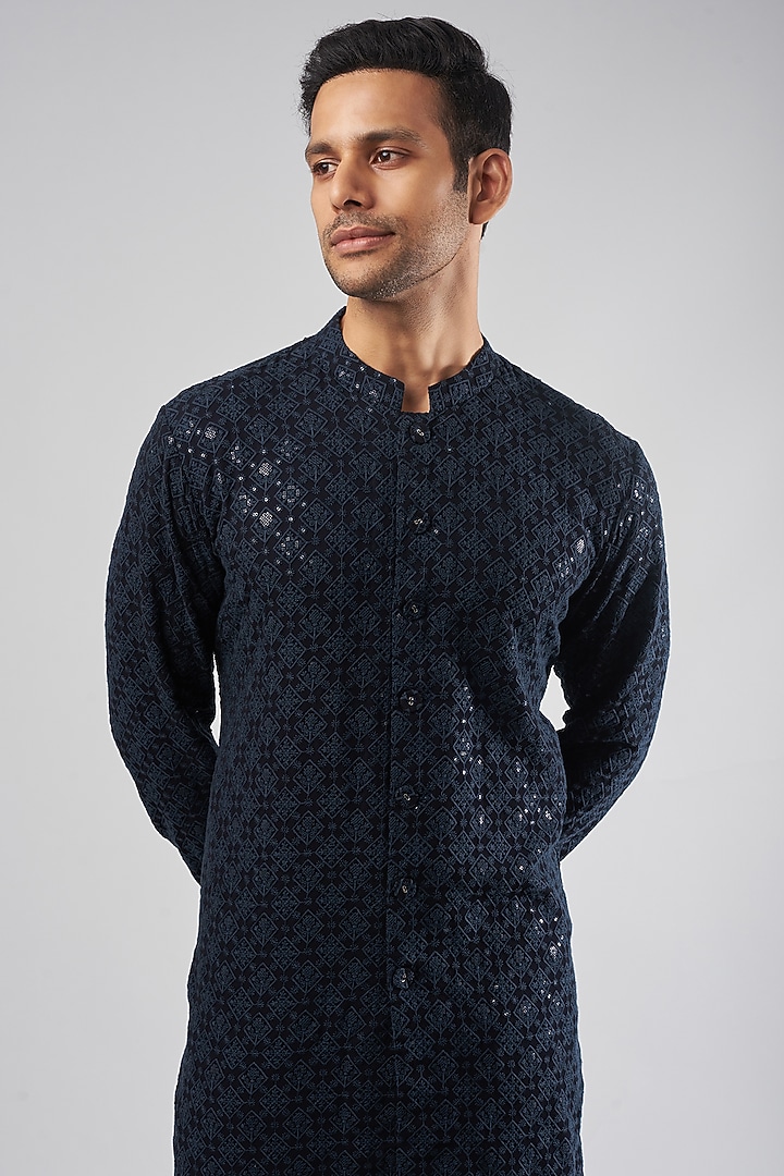Navy Blue Viscose Georgette Embroidered Kurta Set by Rohit Gandhi & Rahul Khanna Men at Pernia's Pop Up Shop