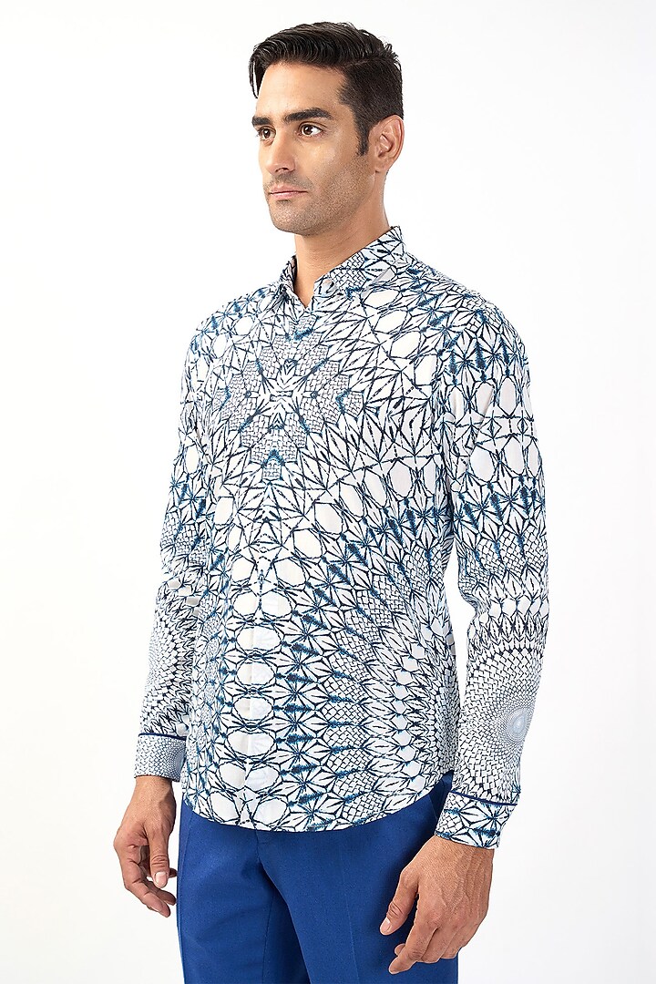 White Linen Placement Printed Wedding Shirt by Rohit Gandhi & Rahul Khanna Men at Pernia's Pop Up Shop