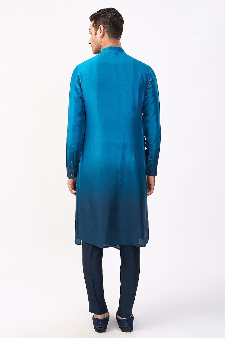 Victorian Teal Silk Asymmetric Ombre Kurta Set by Rohit Gandhi & Rahul Khanna Men at Pernia's Pop Up Shop
