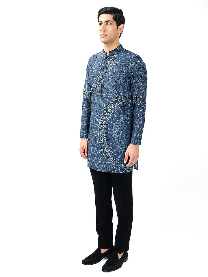 Navy Blue Cotton Printed Kurta by Rohit Gandhi & Rahul Khanna Men at Pernia's Pop Up Shop