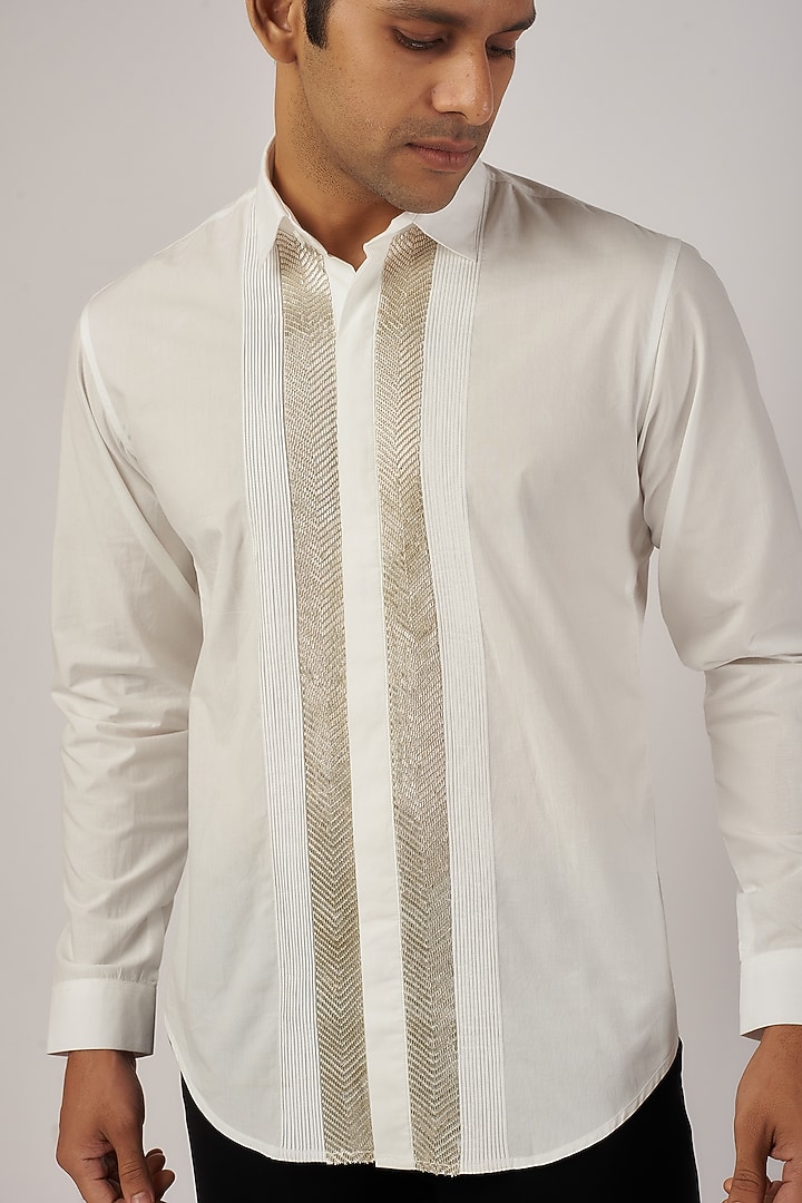 Off-White Cotton Embroidered Wedding Shirt by Rohit Gandhi & Rahul Khanna Men at Pernia's Pop Up Shop