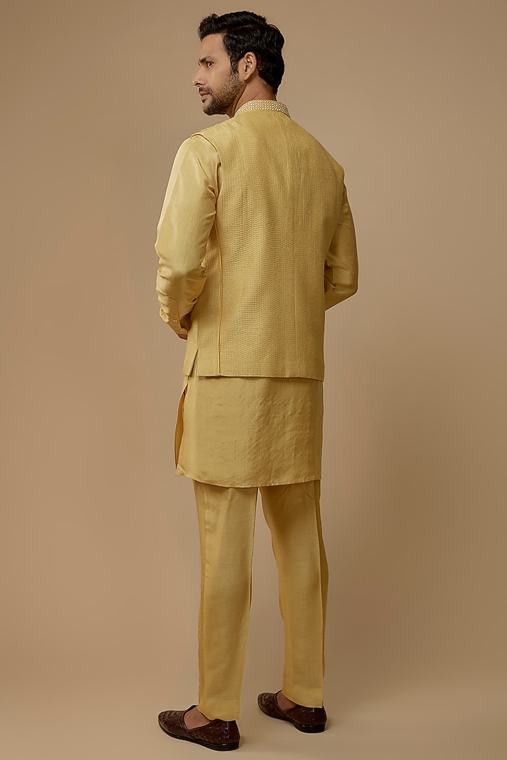 Yellow Cotton Hand Embroidered Nehru Jacket Set by Rohit Gandhi & Rahul Khanna Men at Pernia's Pop Up Shop