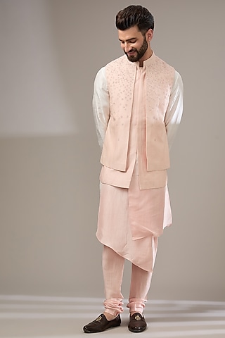 Cloud Pink Silk Embroidered Bundi Jacket by Rohit Gandhi & Rahul Khanna Men