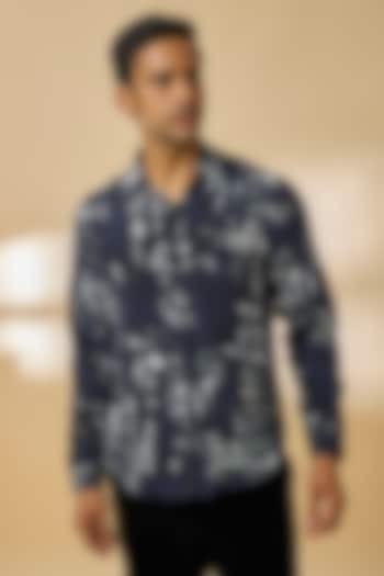 Midnight Navy Blue Silk Wedding Shirt by Rohit Gandhi & Rahul Khanna Men at Pernia's Pop Up Shop