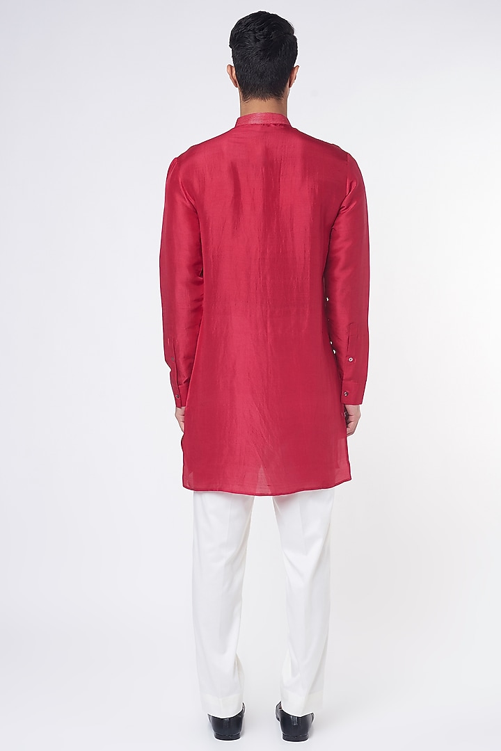 Aster Pink Silk Kurta by Rohit Gandhi & Rahul Khanna Men at Pernia's Pop Up Shop