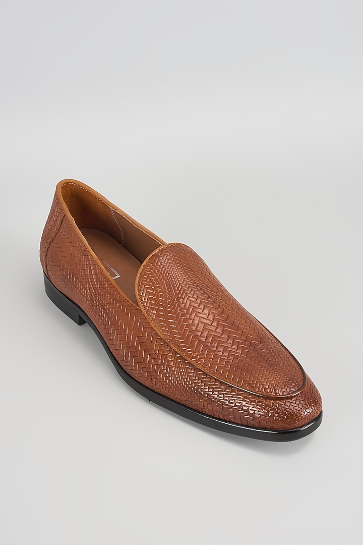 Tan Leather Shoes by Rohit Gandhi & Rahul Khanna Men at Pernia's Pop Up Shop