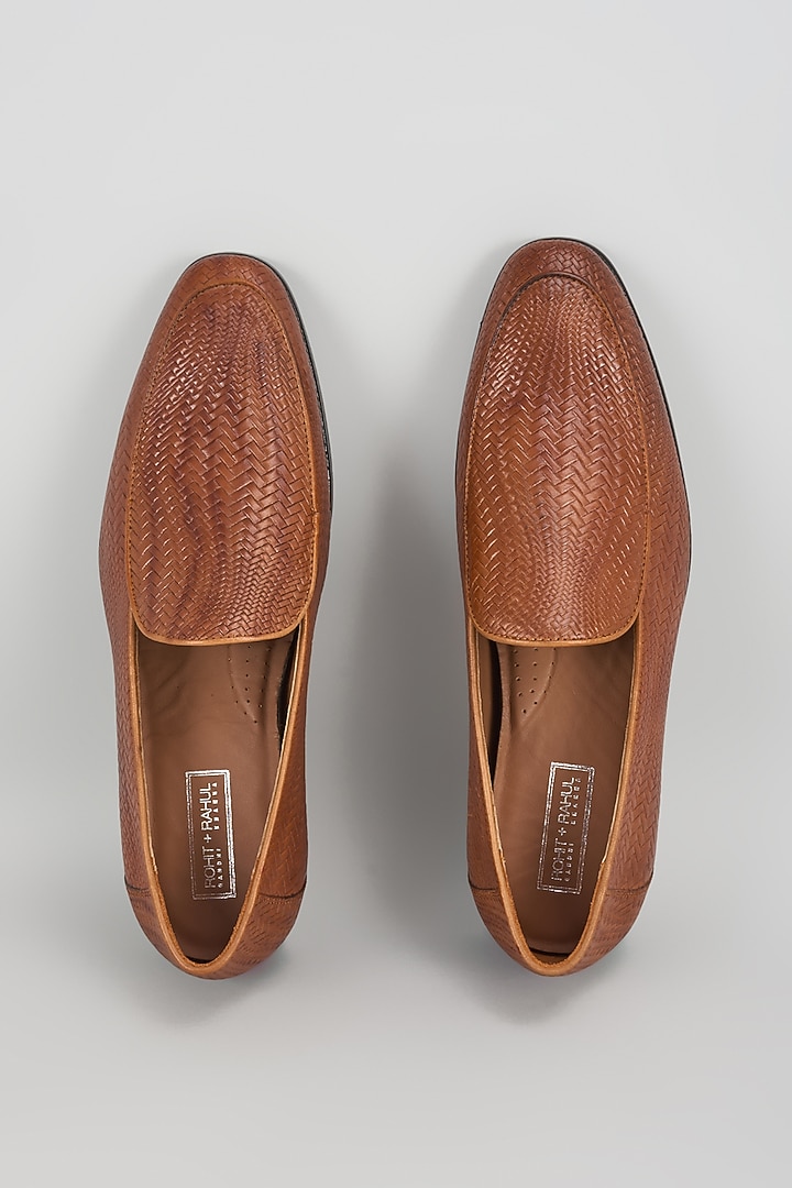 Tan Leather Shoes by Rohit Gandhi & Rahul Khanna Men at Pernia's Pop Up Shop