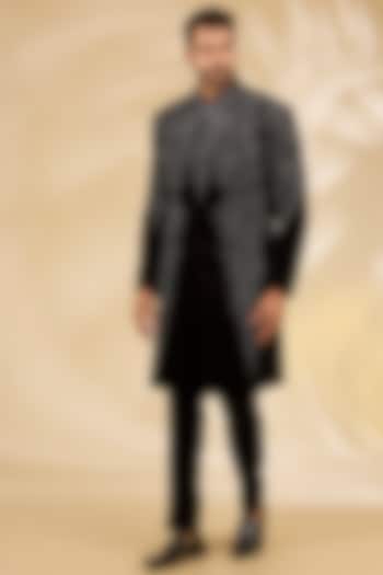 Black Velvet Groom Sherwani Set by Rohit Gandhi & Rahul Khanna Men at Pernia's Pop Up Shop